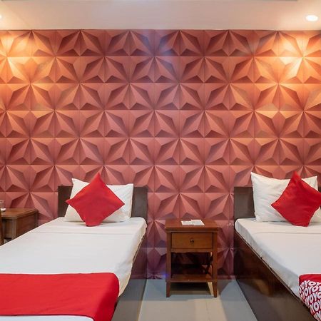 Oyo 697 Obrero Suites Davao Екстер'єр фото